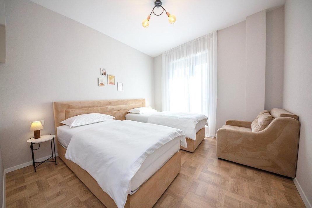 Green Terrace Square View Tirana Exterior foto